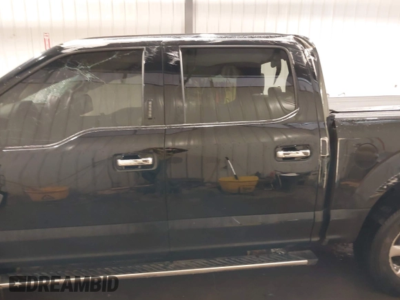 2018 Ford F-150 XL with VIN 1FTEW1EP1JKF22383, listed as a IAAI auction lot 42316339 with 113,052 mi miles and . Bid and sale history available at DreamBid. Image 15.