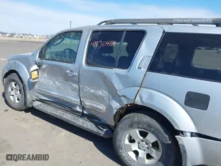 2005 Nissan Pathfinder LE with VIN 5N1AR18W05C779913, listed as a IAAI auction lot 41830468 with 216,967 mi miles. Bid and sale history available at carsss.com. Image 6.
