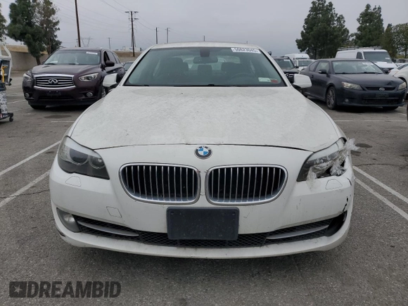 2013 BMW 5 Series 528i with VIN WBAXG5C59DDY30552, listed as a Copart auction lot 50823045 with 224,398 mi miles and Clean Title. Bid and sale history available at carsss.com. Image 5.