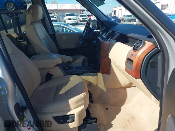 2005 Land Rover LR3 SE with VIN SALAA25495A301854, listed as a IAAI auction lot 41839807 with 79,263 mi miles and . Bid and sale history available at DreamBid. Image 5.