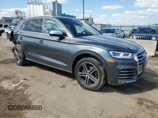 2019 Audi SQ5 Premium Plus with VIN WA1B4AFYXK2027241, listed as a Copart auction lot 72826554 with 70,140 mi miles and Salvage Title. Bid and sale history available at DreamBid. Image 4.