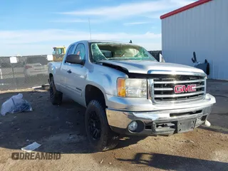 2012 GMC Sierra 1500 SLE z VIN 1GTR2VE7XCZ121669, wystawiony jako IAAI lot #41206767 z przebiegiem Nie podano mil oraz . Historia ofert i sprzedaży dostępna na DreamBid. Obrazek 1.