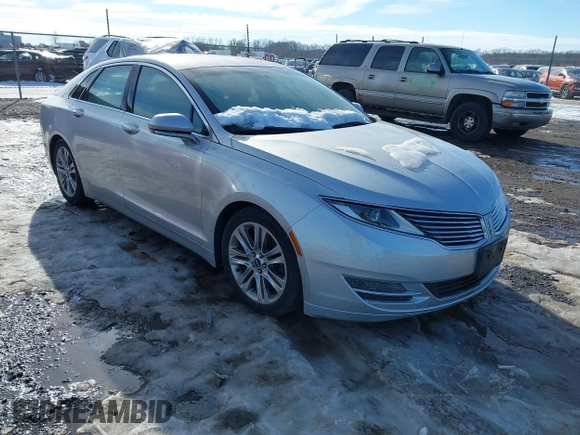 2014 Lincoln MKZ z VIN 3LN6L2G99ER825605, wystawiony jako IAAI lot #41296771 z przebiegiem 195 838 mil mil oraz . Historia ofert i sprzedaży dostępna na DreamBid. Obrazek 1.