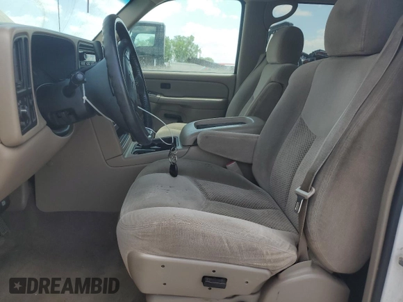 2005 Chevrolet Silverado 1500 LS with VIN 2GCEC13T251310557, listed as a Copart auction lot 62284075 with 149,031 mi miles and Clean title. Bid and sale history available at DreamBid. Image 7.