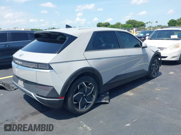 2022 Hyundai Ioniq 5 SEL с VIN KM8KN4AE5NU062808, выставлен на аукционе IAAI как лот 42389367 с пробегом 45 176 миль миль и . История ставок и продаж доступна на DreamBid. Изображение 4.