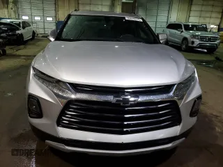 2020 Chevrolet Blazer LT with VIN 3GNKBCRS5LS579516, listed as a Copart auction lot 45010375 with 102,275 mi miles and Salvage title. Bid and sale history available at DreamBid. Image 5.