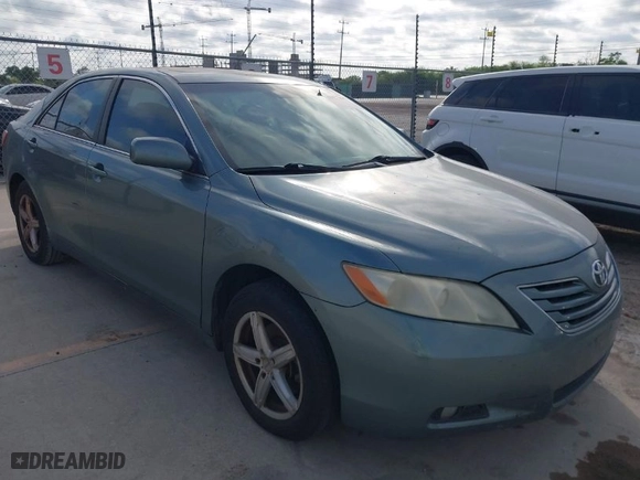 2008 Toyota Camry LE with VIN 4T1BE46K18U752137, listed as a IAAI auction lot 42027846 with 247,916 mi miles. Bid and sale history available at carsss.com. Image 1.