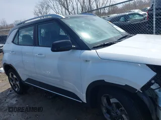 2024 Hyundai Venue SEL with VIN KMHRC8A3XRU326010, listed as a IAAI auction lot 41845065 with 2,604 mi miles and . Bid and sale history available at DreamBid. Image 14.