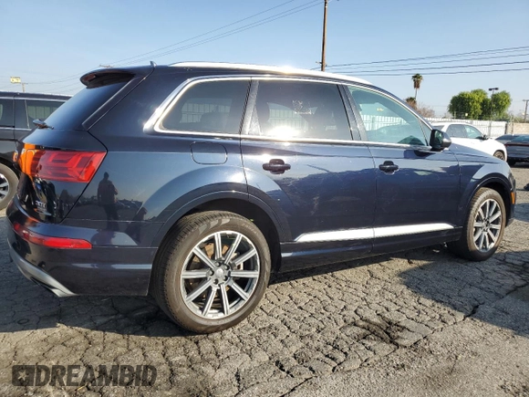 2017 Audi Q7 Premium Plus with VIN WA1LAAF7XHD059687, listed as a Copart auction lot 45868325 with 112,767 mi miles and Clean Title. Bid and sale history available at carsss.com. Image 3.