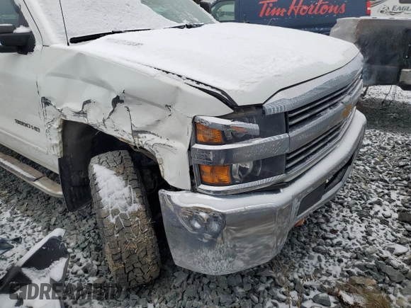 2015 Chevrolet Silverado 3500HD LT with VIN 1GC4KZE8XFF618267, listed as a Copart auction lot 87687325 with 156,087 mi miles and Non Repairable. Bid and sale history available at carsss.com. Image 5.