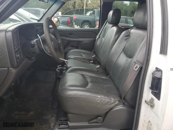 2006 Chevrolet Silverado 1500 LS with VIN 1GCEC19V56Z272906, listed as a Copart auction lot 44679615 with 151,121 mi miles and Non Repairable. Bid and sale history available at carsss.com. Image 7.