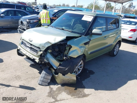 2013 Kia Soul + with VIN KNDJT2A67D7561853, listed as a IAAI auction lot 41835441 with 107,396 mi miles. Bid and sale history available at carsss.com. Image 17.