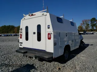 2017 Chevrolet Express Commercial with VIN 1HA3GRCG1HN008561, listed as a Copart auction lot 72548193 with 123,026 mi miles and Salvage Title. Bid and sale history available at carsss.com. Image 3.