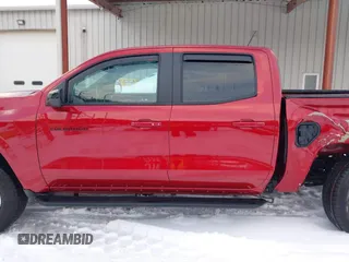 2024 Chevrolet Colorado 4WD Z71 with VIN 1GCPTDEK4R1127526, listed as a IAAI auction lot 41354627 with 8,127 mi miles. Bid and sale history available at carsss.com. Image 14.