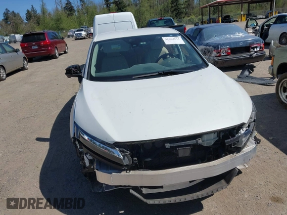 2019 Honda Clarity with VIN JHMZC5F1XKC007033, listed as a IAAI auction lot 42064611 with 28,458 mi miles. Bid and sale history available at carsss.com. Image 12.