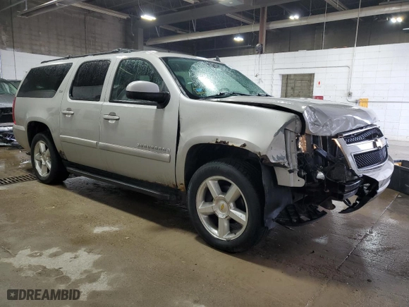 2007 Chevrolet Suburban LTZ with VIN 1GNFK16307J162914, listed as a Copart auction lot 47582955 with 275,908 mi miles and Salvage Title. Bid and sale history available at carsss.com. Image 4.