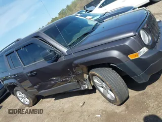 2017 Jeep Patriot Latitude with VIN 1C4NJPFB5HD183761, listed as a IAAI auction lot 41882945 with 136,001 mi miles and . Bid and sale history available at DreamBid. Image 13.
