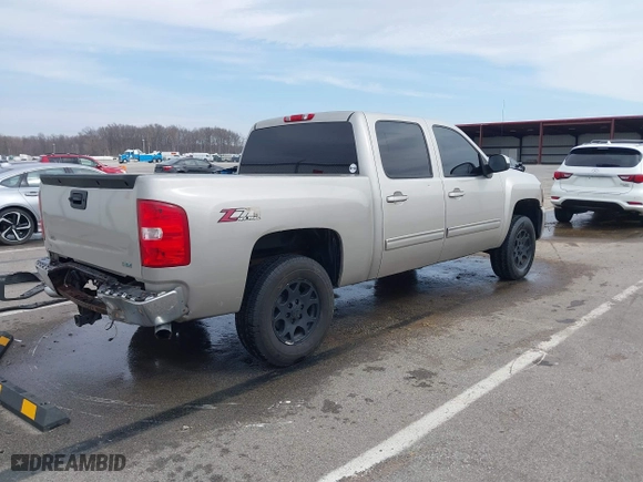 2009 Chevrolet Silverado 1500 LTZ with VIN 3GCEK33M29G254317, listed as a IAAI auction lot 41700617 with 163,950 mi miles. Bid and sale history available at carsss.com. Image 4.