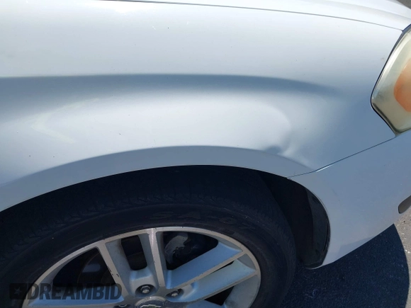 2014 Chevrolet Impala LTZ with VIN 2G1WC5E33E1109591, listed as a IAAI auction lot 42631895 with 178,898 mi miles and . Bid and sale history available at DreamBid. Image 12.