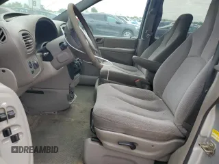 2002 Dodge Caravan eL z VIN 2B4GP34352R746336, wystawiony jako Copart lot #53795125 z przebiegiem 196 704 mil mil oraz Szkody całkowita. Historia ofert i sprzedaży dostępna na DreamBid. Obrazek 6.