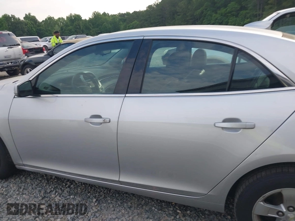 2016 Chevrolet Malibu Limited LT with VIN 1G11C5SA0GU126854, listed as a IAAI auction lot 42160499 with 176,361 mi miles. Bid and sale history available at carsss.com. Image 14.