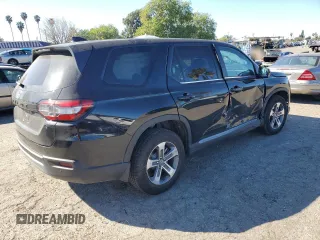 2025 Honda Pilot EX-L with VIN 5FNYG2H40SB002708, listed as a Copart auction lot 46706125 with 2,978 mi miles and Salvage Title. Bid and sale history available at carsss.com. Image 3.