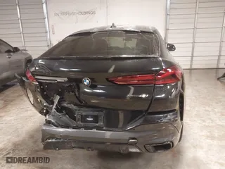 2021 BMW X6 xDrive40i with VIN 5UXCY6C03M9E61703, listed as a IAAI auction lot 41602401 with 1 mi miles. Bid and sale history available at carsss.com. Image 16.