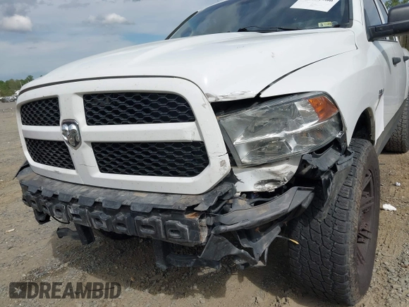 2015 Ram 1500 Express z VIN 1C6RR7KT0FS599158, wystawiony jako IAAI lot #42204986 z przebiegiem 113 478 mil mil oraz . Historia ofert i sprzedaży dostępna na DreamBid. Obrazek 6.