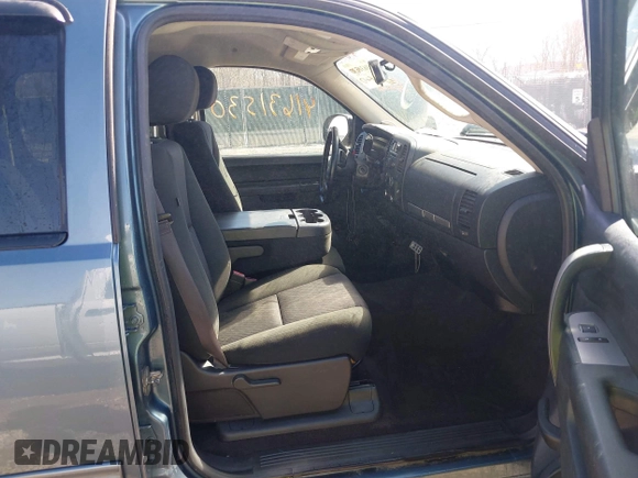 2013 Chevrolet Silverado 1500 LT with VIN 3GCPKSE77DG172991, listed as a IAAI auction lot 41631530 with 155,839 mi miles. Bid and sale history available at carsss.com. Image 5.