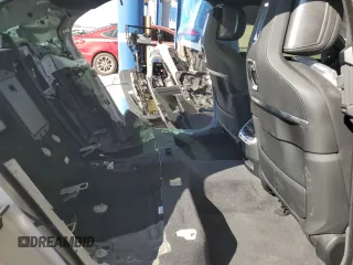 2024 BMW i7 eDrive50 z VIN WBY43EJ06RCR45999, wystawiony jako Copart lot #77538844 z przebiegiem 5756 mil mil oraz Szkody całkowita. Historia ofert i sprzedaży dostępna na DreamBid. Obrazek 10.