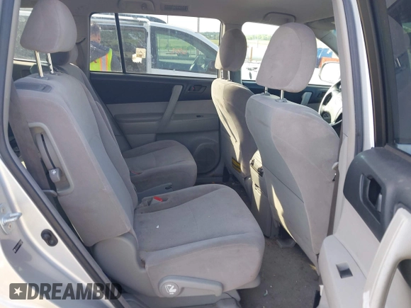 2009 Toyota Highlander z VIN JTEES41A192126069, wystawiony jako IAAI lot #42288380 z przebiegiem 211 915 mil mil oraz . Historia ofert i sprzedaży dostępna na DreamBid. Obrazek 8.