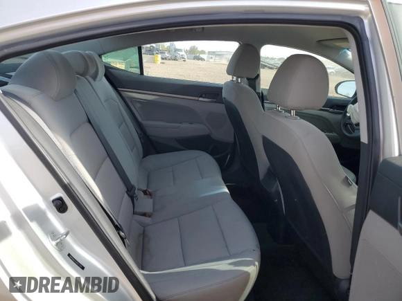2018 Hyundai Elantra SEL z VIN 5NPD84LF4JH217329, wystawiony jako Copart lot #54959285 z przebiegiem 122 683 mil mil oraz Szkoda całkowita • Salvage title. Historia ofert i sprzedaży dostępna na DreamBid. Obrazek 10.