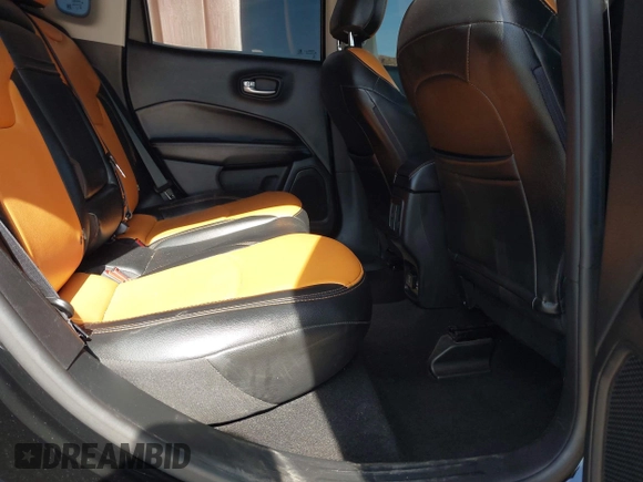 2019 Jeep Compass Sport с VIN 3C4NJCAB8KT652360, выставлен на аукционе IAAI как лот 42474719 с пробегом 74 458 миль миль и . История ставок и продаж доступна на DreamBid. Изображение 8.
