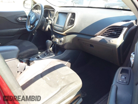 2016 Jeep Cherokee Latitude with VIN 1C4PJLCSXGW178113, listed as a IAAI auction lot 42643544 with 122,347 mi miles and . Bid and sale history available at DreamBid. Image 5.