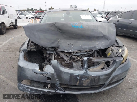 2006 BMW 3 Series 325i with VIN WBAVB13596PT09847, listed as a IAAI auction lot 42444103 with 215,179 mi miles and . Bid and sale history available at DreamBid. Image 6.