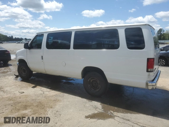 2012 Ford Econoline Passenger XL with VIN 1FBSS3BL5CDA01156, listed as a Copart auction lot 50744455 with 386,889 mi miles and Salvage title. Bid and sale history available at DreamBid. Image 2.