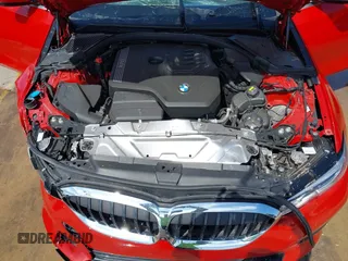 2021 BMW 3 Series 330i z VIN 3MW5R1J08M8B56246, wystawiony jako IAAI lot #42355325 z przebiegiem 48 699 mil mil oraz . Historia ofert i sprzedaży dostępna na DreamBid. Obrazek 10.