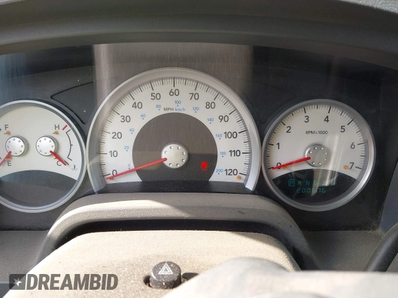 2006 Dodge Dakota SLT with VIN 1D7HW48N56S503261, listed as a IAAI auction lot 42562979 with 200,676 mi miles and . Bid and sale history available at DreamBid. Image 7.