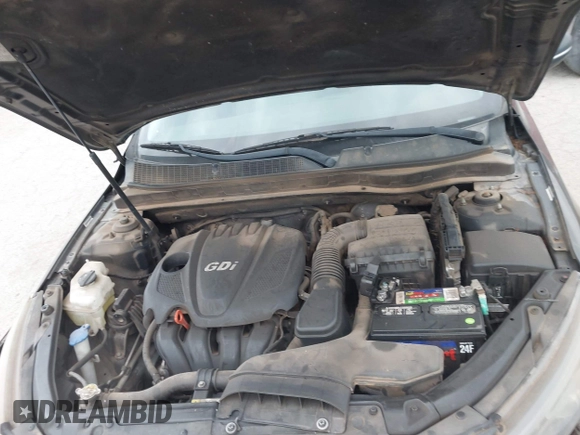 2015 Kia Optima LX with VIN 5XXGM4A77FG357303, listed as a IAAI auction lot 42078648 with 181,904 mi miles. Bid and sale history available at carsss.com. Image 10.