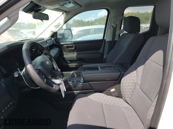 2022 Toyota Tundra SR z VIN 5TFKB5DA6NX016110, wystawiony jako Copart lot #41285993 z przebiegiem 68 mil mil oraz . Historia ofert i sprzedaży dostępna na DreamBid. Obrazek 7.