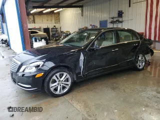 2011 Mercedes-Benz E-Class E 550 Luxury with VIN WDDHF9AB4BA335478, listed as a Copart auction lot 44942135 with 235,581 mi miles and Salvage Title. Bid and sale history available at carsss.com. Image 1.