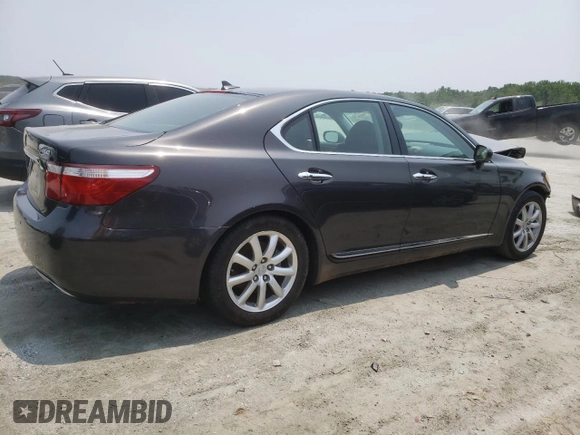 2008 Lexus LS 460 with VIN JTHBL46F885070054, listed as a Copart auction lot 58732475 with 195,422 mi miles and Salvage title. Bid and sale history available at DreamBid. Image 3.