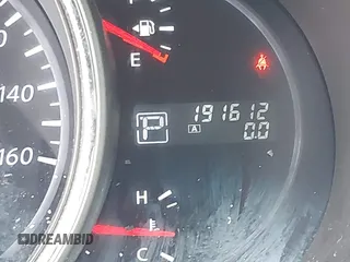 2014 Nissan Murano SL z VIN JN8AZ1MU1EW418461, wystawiony jako IAAI lot #41690883 z przebiegiem 191 612 mil mil oraz . Historia ofert i sprzedaży dostępna na DreamBid. Obrazek 15.