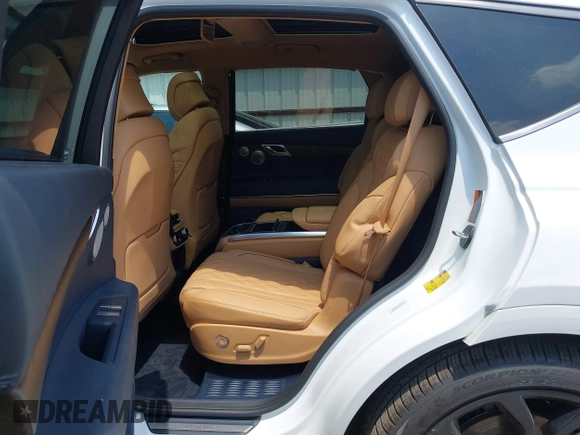 2024 Genesis GV80 z VIN KMUHCESC8RU166378, wystawiony jako IAAI lot #42260945 z przebiegiem 32 119 mil mil oraz . Historia ofert i sprzedaży dostępna na DreamBid. Obrazek 8.