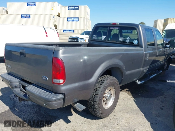 2003 Ford F-350 XL with VIN 1FTSW30F93EB00702, listed as a IAAI auction lot 41816025 with 166,018 mi miles and . Bid and sale history available at DreamBid. Image 4.