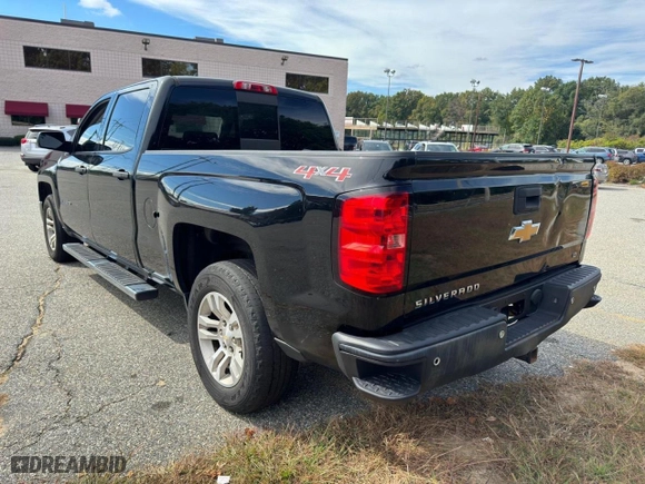 2014 Chevrolet Silverado 1500 LT with VIN 3GCUKREH3EG566168, listed as a Copart auction lot 45546085 with 184,844 mi miles and Clean Title. Bid and sale history available at carsss.com. Image 3.