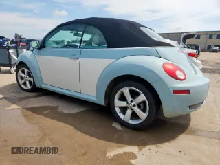 2010 Volkswagen Beetle Final Edition z VIN 3VWRW3AL2AM004708, wystawiony jako Copart lot #63852415 z przebiegiem 111 174 mil mil oraz Szkoda całkowita • Salvage title. Historia ofert i sprzedaży dostępna na DreamBid. Obrazek 2.