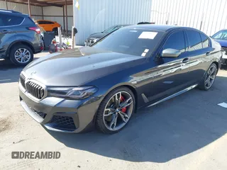 2021 BMW 5 Series M550i xDrive z VIN WBA13BK03MCG88715, wystawiony jako IAAI lot #41492059 z przebiegiem 64 485 mil mil oraz . Historia ofert i sprzedaży dostępna na DreamBid. Obrazek 18.