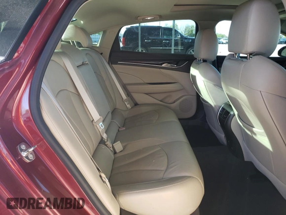 2017 Buick LaCrosse Premium z VIN 1G4ZR5SS6HU189827, wystawiony jako Copart lot #54125595 z przebiegiem 138 005 mil mil oraz Szkoda całkowita • Salvage title. Historia ofert i sprzedaży dostępna na DreamBid. Obrazek 10.