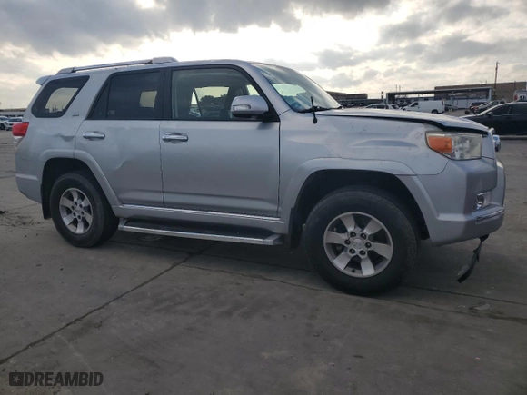 2011 Toyota 4Runner SR5 with VIN JTEZU5JR9B5027110, listed as a Copart auction lot 44232085 with 195,224 mi miles and Salvage Title. Bid and sale history available at carsss.com. Image 4.